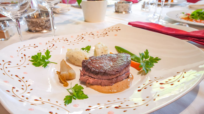 Comment découvrir l'authenticité et l'histoire d'un restaurant traditionnel, Châtillon-Coligny